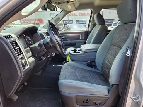 Used 2018 RAM 1500 Big Horn AWD/4WD image 12