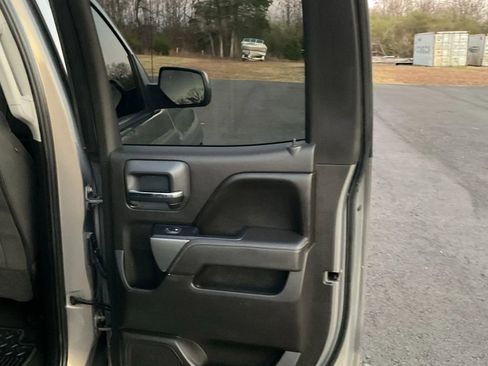 Used 2017 Chevrolet Silverado 1500 LT w/ All Star Edition image 43