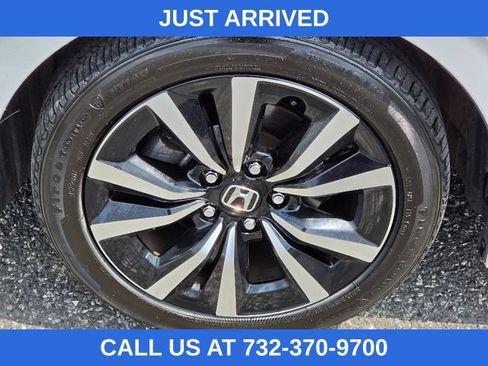 Used 2022 Honda Civic EX image 18