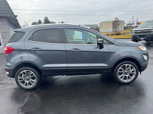 Used 2018 Ford EcoSport Titanium w/ Titanium Cold Weather Package image 8