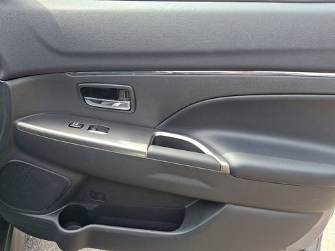 Used 2024 Mitsubishi Outlander Sport ES AWD/4WD image 10