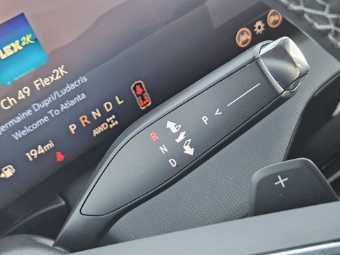 Used 2025 Buick Enclave Preferred image 29