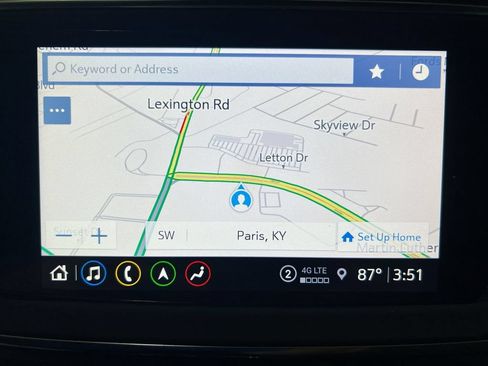 Used 2023 Buick Enclave Avenir AWD/4WD image 14