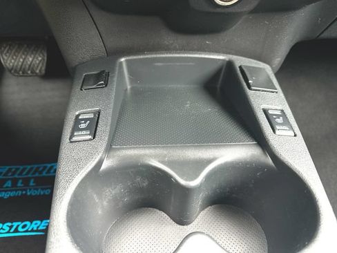 Used 2015 Nissan Leaf FWD image 35