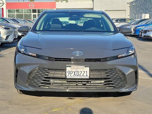 Used 2025 Toyota Camry LE image 25