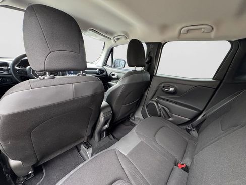 Used 2020 Jeep Renegade Altitude FWD image 13