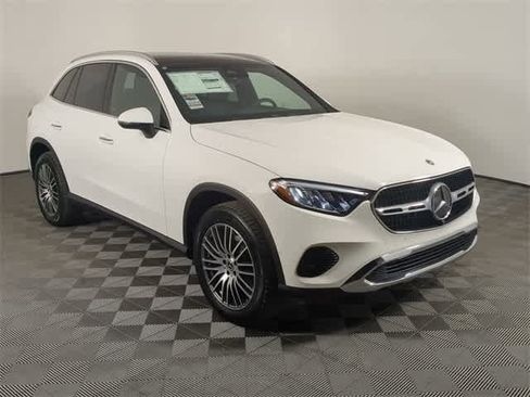 Used 2026 Mercedes-Benz GLC 300 4MATIC image 7