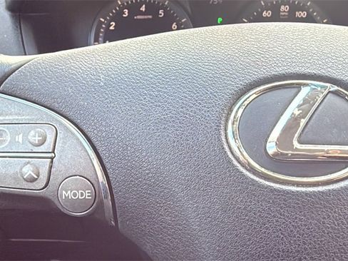 Used 2011 Lexus ES 350 image 22