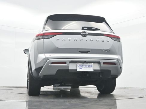 Used 2023 Nissan Pathfinder Platinum AWD/4WD image 40
