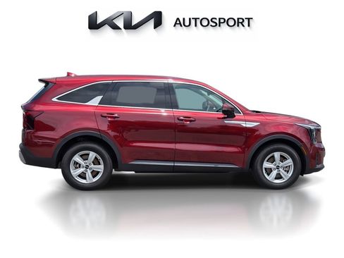 Certified 2025 Kia Sorento LX FWD image 7