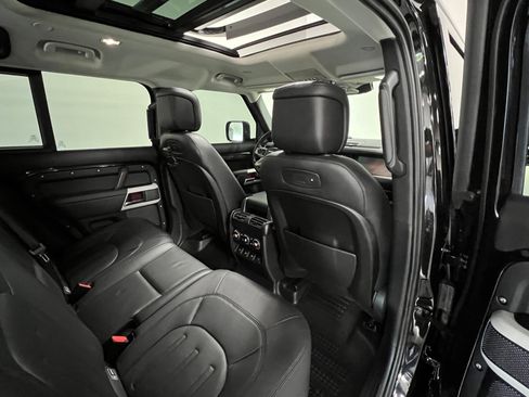 Used 2020 Land Rover Defender 110 HSE image 51