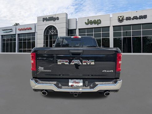 New 2026 RAM 1500 Big Horn AWD/4WD image 4