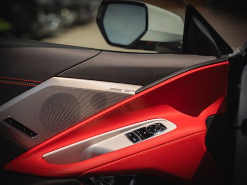 Used 2025 Chevrolet Corvette Stingray Preferred Cpe w/ Z51 Performance Package image 46