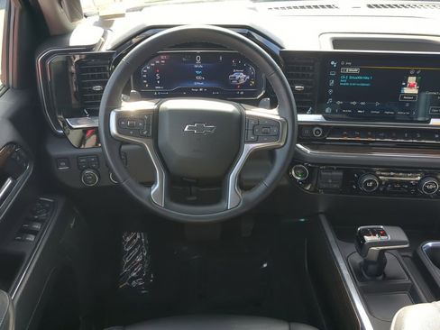 Used 2024 Chevrolet Silverado 1500 LT Trail Boss w/ LT Trail Boss Premium Package image 23