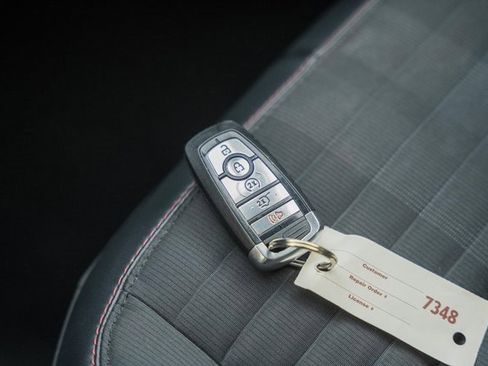 Used 2025 Ford Explorer ST-Line w/ ST-Line Street Pack image 46