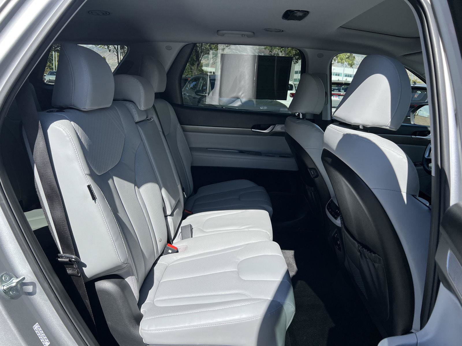 Used 2024 Hyundai Palisade SEL AWD/4WD image 5