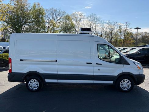 Used 2018 Ford Transit 250 148 Medium Roof w/ Exterior Upgrade Package RWD image 10