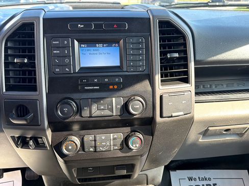 Used 2022 Ford F250 XL w/ Power Equipment Group RWD image 10