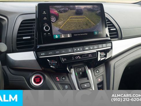 Used 2025 Honda Odyssey Sport-L image 9