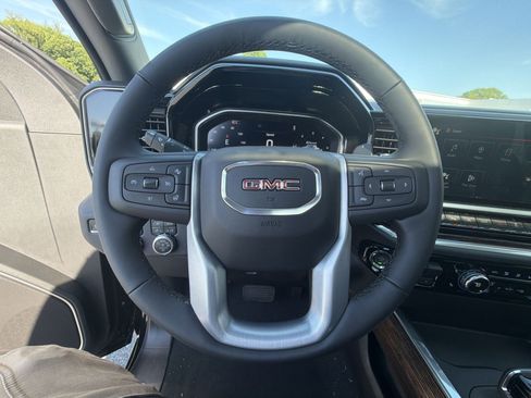 New 2026 GMC Sierra 1500 Elevation w/ Elevation Premium Package AWD/4WD image 13