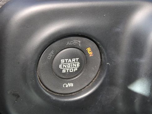 Used 2023 Jeep Gladiator Overland image 23