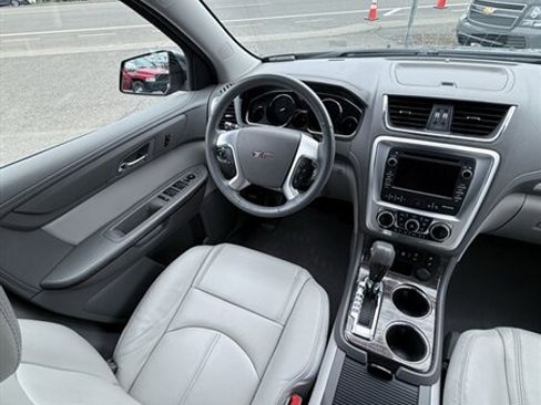 Used 2014 GMC Acadia SLT image 25