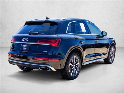 Used 2023 Audi Q5 2.0T Premium Plus w/ Premium Plus Package AWD/4WD image 5