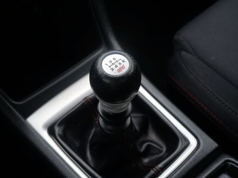 Used 2015 Subaru WRX image 20