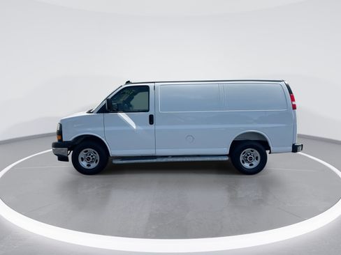 Used 2025 GMC Savana 2500 w/ Driver Convenience Package RWD image 6