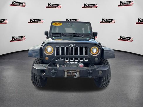 Used 2018 Jeep Wrangler Unlimited Sahara w/ Connectivity Group image 2