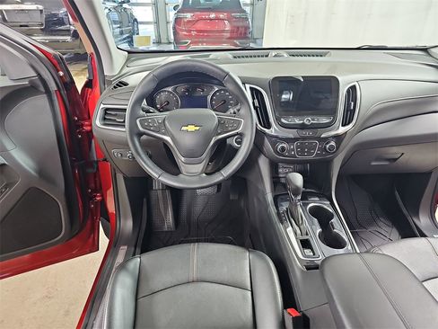 Certified 2023 Chevrolet Equinox Premier w/ LPO, Floor Liner Package image 21