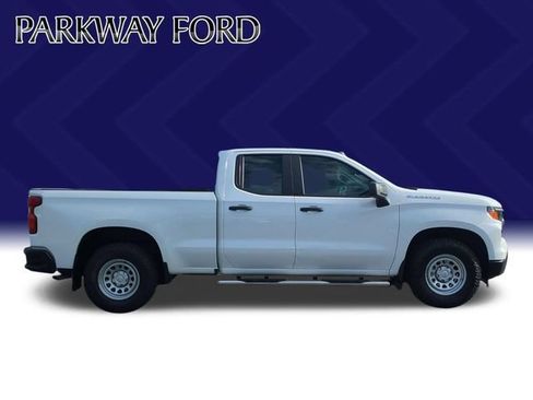 Used 2024 Chevrolet Silverado 1500 W/T w/ Trailering Package RWD image 6