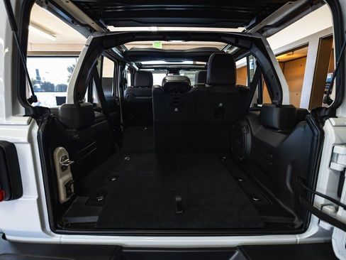 New 2025 Jeep Wrangler Unlimited Rubicon 392 image 11