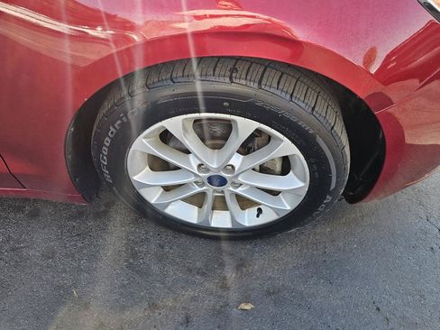 Used 2019 Ford Fusion SEL FWD image 14