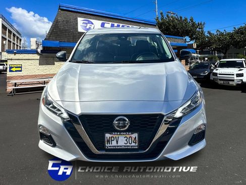 Used 2022 Nissan Altima 2.0 SR FWD image 11