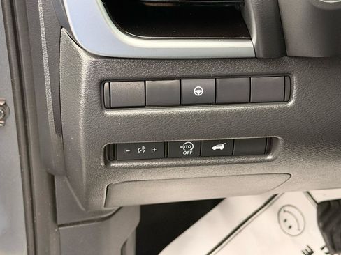 Used 2026 Nissan Rogue SL AWD/4WD image 10