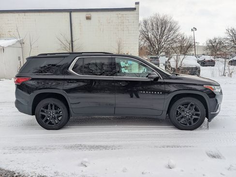 Used 2020 Chevrolet Traverse LT w/ Driver Confidence II Package image 6