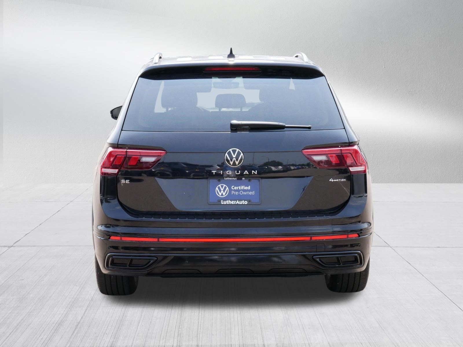 Certified 2023 Volkswagen Tiguan SE R-Line AWD/4WD image 6