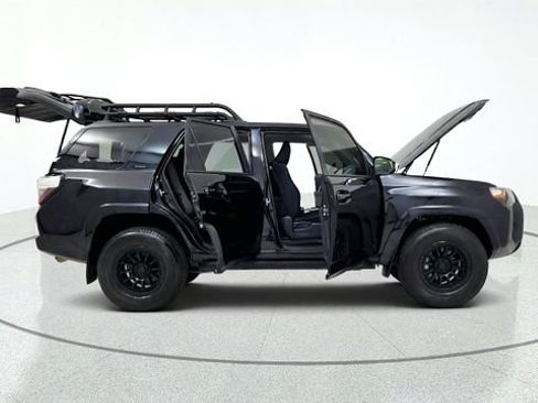 Used 2024 Toyota 4Runner SR5 RWD image 20