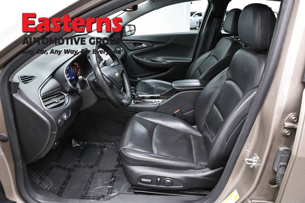 Used 2024 Chevrolet Malibu LT FWD image 16