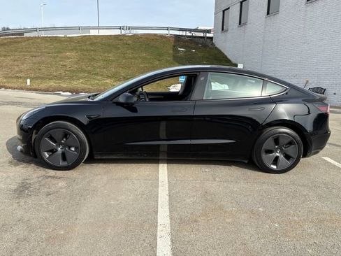 Used 2023 Tesla Model 3 Long Range image 2