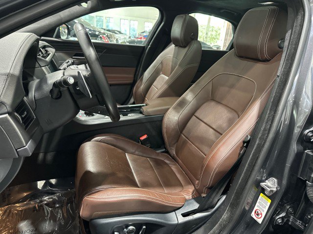 Used 2019 Jaguar XF S AWD/4WD image 4
