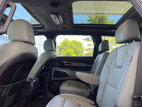 Used 2024 Kia Telluride SX Prestige X-Line AWD/4WD image 32