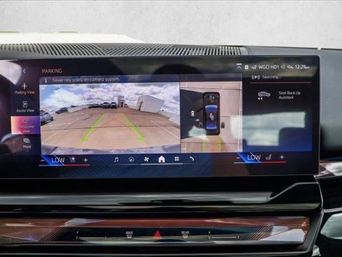 New 2027 BMW 550e xDrive AWD/4WD image 17