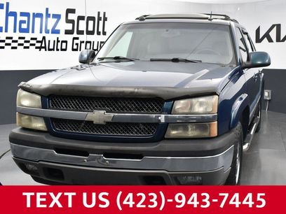 Used 2005 Chevrolet Avalanche Z71 w/ Sun And Sound Package