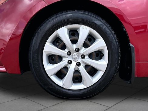 Used 2022 Toyota Corolla LE FWD image 10