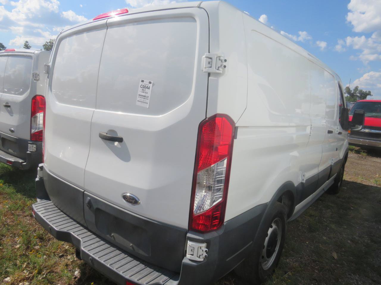 Used 2017 Ford Transit 150 130 Low Roof RWD image 4
