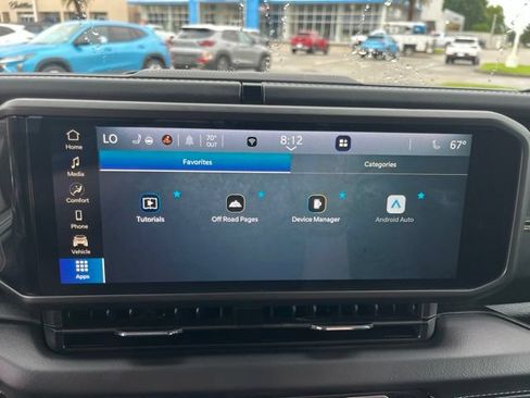 Used 2025 Jeep Gladiator Sport AWD/4WD image 21