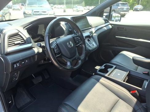 Used 2025 Honda Odyssey Sport-L image 13