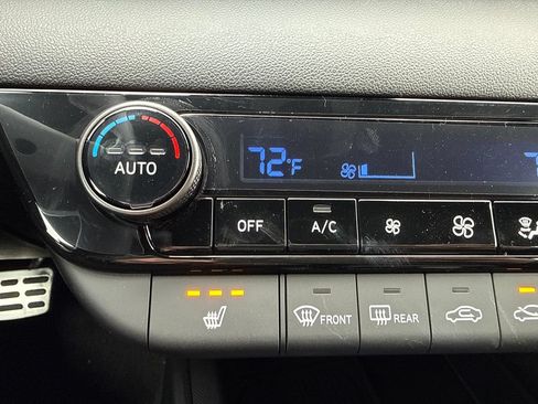 Used 2026 Hyundai Elantra SEL Sport Premium FWD image 25
